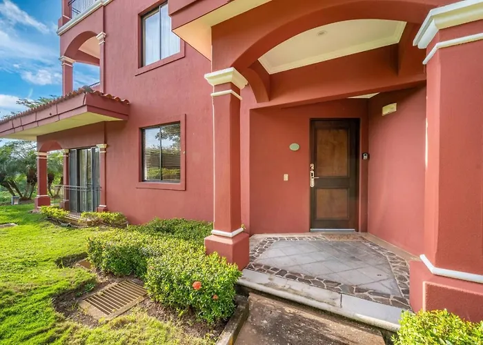 Sunshine Getaway- Lovely Golf Front Brasilito