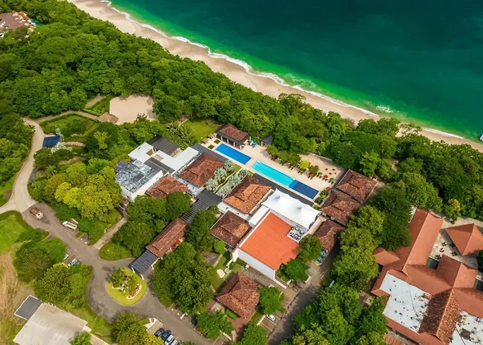 Sunshine Getaway- Lovely Golf Front Hébergement de vacances *